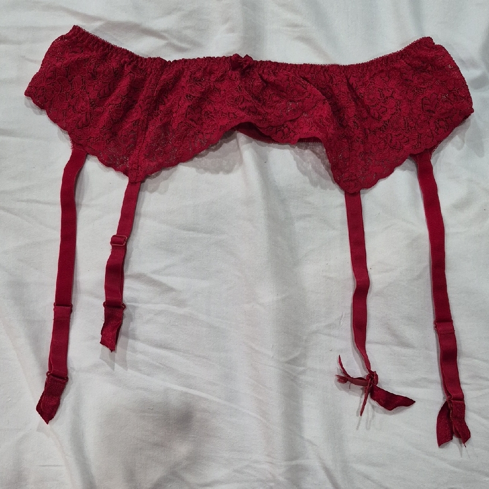 Lane Bryant Intimates Red Lace Garter Belt Like New Coquette Size 22 - 24 3X